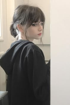 Gothic Bangs, Body Study, Real Bodies, Cute Goth, Gender Envy, Aesthetic Hair, Cute Makeup, Cute Woman, Girl Face