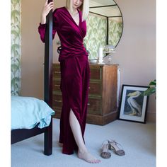 A handmade, vintage style two-piece velvet jumpsuit featuring an elegant wrap top with tie belt, and matching wide leg pants. Staying at home just got more glamorous with Stylecamp's sumptuous velvet loungewear collection.  Inspired by the Hollywood glamour of vintage loungewear, feel just like a 1930s starlet enveloped in this decadent velvet wrap top and matching velvet trousers, which feature long side seam splits for an elegant 'swish' as you walk.   The stretch velvet feels gorgeous against the skin, making these sets simply divine for luxuriating in comfort and vintage style at home. WEAR FOR This timeless and versatile two-piece jumpsuit can be worn a number of ways, both in and out of the home.  As a jumpsuit, it creates a show-stopping outfit that wouldn't look out of place at a w Velvet Loungewear, Velvet Two Piece, Bridal Crop Top, Two Piece Loungewear, Casual Bride, Jumpsuit Vintage, Vintage Loungewear, Velvet Jumpsuit, Two Piece Jumpsuit