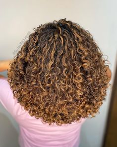 Inspo Hair, Pelo Afro, Hairstyle Inspiration, Curly Girl Method, Hair Color For Black Hair, Curly Girl