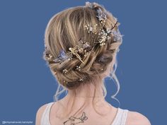 These 20 Cute Summer Hairstyles Will Be Everywhere This Season Cute Summer Hairstyles, Top Knot Bun, Bubble Ponytail, Knot Bun, It's Too Hot, Lace Braid, Protective Hairstyle, Jumbo Braids