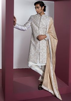 Tissue patch work silk sherwani. Paired with embroidered tissue stole, kurta and churidaar. White Sherwani, Wedding Outfits For Groom, Modern Mens Fashion, Indian Men Fashion, Indian Groom, Indian Heritage, Western Wedding, Patch Work, Wedding Service