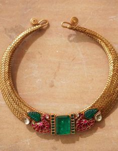 Wedding Jewelry Sets Bridal Jewellery, Gold Temple Jewellery, Choker Necklace Designs, Bridal Jewelry Vintage, Modern Gold Jewelry