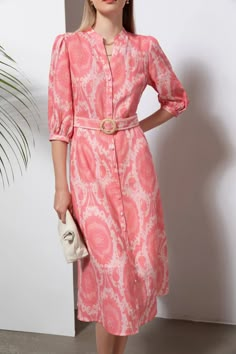 The Abyss Linen Dress features a bold statement-making print which lends a photographic aesthetic to this design. Belt Styling, Linen Long Dress, Long Linen Dress, Long Light, The Abyss, Light Coat, Scarf Dress, Popular Dresses, Chic Pink