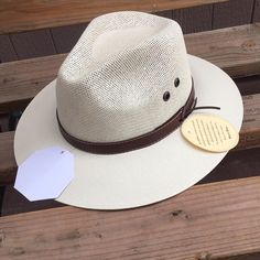 Stunning Hat Size Large And Medium Unisex White Fitted Panama Hat For Beach, Fitted White Panama Hat For Beach, Casual White Brimmed Fedora, Casual White Flat Brim Fedora, White Adjustable Panama Hat Casual Style, Casual White Panama Hat With Short Brim, Casual Adjustable White Panama Hat, Casual White Hat Band For The Beach, Casual White Adjustable Panama Hat