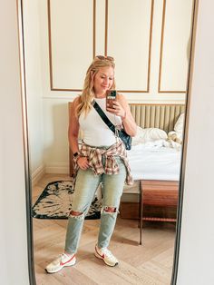 day trip outfit Trip Outfit Ideas, Day Trip Outfit, Day In Nashville, Trip Outfit, Fall Flannel, Trip Outfits, Casual Style Outfits