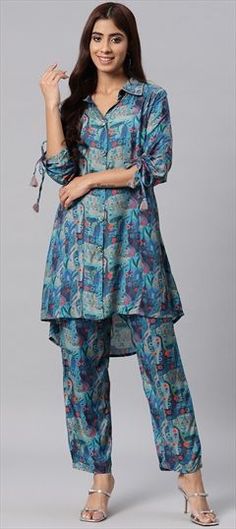 Blue color Co-ords Set in Muslin fabric with Printed, Sequence work Simple Coord Sets For Women, Latest Co Ord Set Designs, Latest Cord Set Design For Women, Coord Sets For Women Latest Design, Cotton Co Ord Set Designs, Simple Suit Designs Indian Style Latest, Co Ords Outfits Pakistani, Coord Set Designs, Printed Cord Set