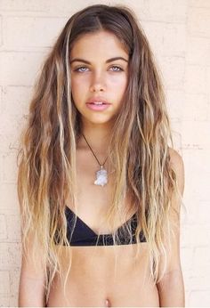 Very Frenchie: Focus on : Mimi Elashiry Inka Williams, Preppy Hairstyles, Surfer Hair, Natural Ombre, Long Blonde, Mermaid Hair, Long Blonde Hair, Hair Envy, Beach Hair