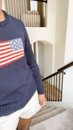 American Flag Sweater Outfit, Flag Sweater Outfit, Ralph Lauren Flag Sweater, Navy Flag, Flag Sweater, Sweater Ralph Lauren, American Flag Sweater, Men's Formal Style, American Casual