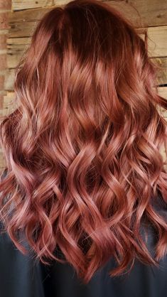 Ginger And Rose Gold Hair, Rose Gold On Red Hair, Rose Bronze Hair, Red With Rose Gold Highlights, Light Brown Hair With Highlights Caramel Rose Gold, Ginger Rose Gold Hair, Copper Hair With Rose Gold Highlights, Rose Gold Auburn Hair, Red Rose Gold Hair