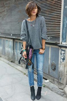 Soon Tomboy Chic Outfits, Short Height, Casual Chique Stijl, Simple Street Style, Chique Outfit, Tomboy Chic, Style Casual Chic, Tomboy Outfits, Looks Street Style