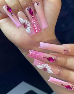 Pink Nail Sets With Charms, Pink Bling Acrylic Nails Rhinestones, Baddie Birthday Nails Capricorn, Pink Gem Nails Rhinestones, Pink Xl Nails, Pink Buchona Nails, Quince Nails Pink, Pink Bling Nails Rhinestones, Latina Nail Designs Pink