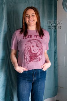 "The perfect tee doesn't ex..." We beg your PARTON! Unisex Fit, True to size. Model is wearing a size Small. 52% cotton 48% polyester