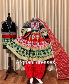 Fabric:valvet Material:charmadozi,jewellary,coins Size :share your measurments Nikkah Couple, Abaya Designs Latest, Dress For Bride, Pretty Quinceanera Dresses, Afghan Jewelry, Couple Dress, Afghan Clothes, Fancy Dresses Long, Afghan Dresses