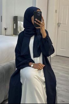 Abaya Modest, Islamic Modest Fashion, Modest Outfits Muslim, Outfits Muslim, Muslim Outfit, Abaya Outfit, Estilo Hijab