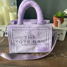 Super Cute Purple Bag That Is Soft And Fuzzy! Never Used! Pink Camera, Handbags Luxury, Luxury Designer Handbags, Plush Pattern, Bags Logo, The Tote Bag, Computer Bags, Zipper Bags, The Professional