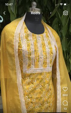 Gla Design Kurti, Lace Suits Punjabi, Gla Design Suit, Neck Designs For Kurtis With Lace, Lace Designs On Suits, Punjabi Suit Neck Designs, Suit Neck, Silk Kurti Designs, Lace Suit