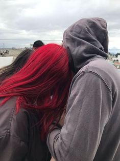 Black Hair And Red Hair Couple, Cherry Red Hair, Black Hair Boy, Red Hair Inspo, Dyed Red Hair, Dark Red Hair, Bright Red Hair, Mode Zara, Girls With Red Hair