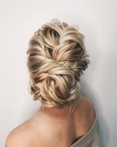 Unique updo hairstyle , high bun hairstyle ,prom hairstyles, wedding hairstyle ideas #wedding #weddinghair #updo #upstyle #braids #updohairstyles #weddinghairstyles French Braid Updo, Wedding Hairstyles And Makeup, High Bun Hairstyles, Romantic Wedding Hair, Hair Extensions Best, Updo Hairstyle, Hairstyles Wedding, Wedding Hairstyle, Wedding Updo