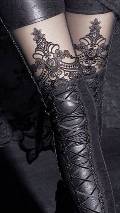 Gothic Mode, Lace Stockings, Yennefer Of Vengerberg, Lace Leggings, Gothic Steampunk, Punk Rave, Glam Rock, Dieselpunk, Clothes Horse