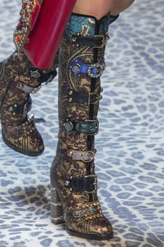 Steampunk Runway, Fancy Boots, Runway 2017, Expensive Fashion, Fancy Shoes, Diy Shoes, Fall 2017, High End Fashion, Milan Fashion