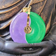 The 'Yin and Yang (Purple) Jade/Jade Fortune Pendant' is a new iteration of our classic design, with lavender Jade and Green Jade coming together for an eclectic mix of hues to create a fresh and bright creation. Stock ID: 14YYPJJFP14Y Materials: 0.4g 14K Gold, 2.40g Purple Jade and 2.40g Jade Dimensions: 32 x 25 x 3 mm Gross Weight: 5.30g Violet Jewelry, Yin Yang Charm, Lavender Jade, Jade Dragon, Purple Jade, Buddha Pendant, Yin And Yang, Long Drop Earrings, Dragon Pendant