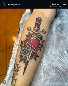 american traditional heart and dagger tattoo Dagger Heart Tattoo, Daggar Tattoo, Rose Heart Tattoo, Tattoos Nature, Red Tattoo Ideas, Heartbeat Tattoo