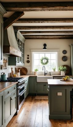 30+ Rustic Farmhouse Kitchen Ideas for Small Spaces Rustic Farmhouse Ideas, Hanging Pot Racks, Rustic Farmhouse Kitchen Ideas, Functional Farmhouse, Fold Down Table, Kitchen Ideas For Small Spaces, Pot Racks, Pot Rack Hanging, Farmhouse Kitchen Ideas