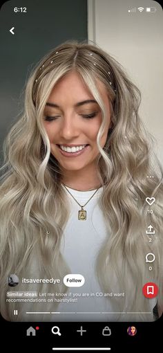 Nye 2023 Hairstyles, Birthday Hairstyles Blonde Hair, Mirrorball Hairstyle, Silver Festival Hair, Disco Theme Hairstyle, Hair Bedazzle Looks, Rave Party Hairstyle, Funky Prom Hair, Disco Glam Hair