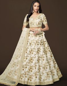 🌟💃 Embrace timeless elegance with our White Slub Silk Lehenga Choli! ✨🤍 This classic ensemble exudes sophistication and purity, making you stand out with a graceful and stylish look. 😍🌸 #WhiteSlubSilkLehengaCholi #TimelessElegance #FashionGoals #SophisticationAndPurity #SlayInStyle #FashionistaAlert #MakeHeadsTurn #EthnicEnchantress #FashionForward #SimplyStunning #GracefulBeauty #FashionFiesta #OwnTheLook #UnleashYourStyle White Lehenga Choli, Heavy Lehenga, Silk Lehenga Choli, White Lehenga, Lehenga Choli Wedding, Lehenga Style, Lehenga Choli Online, Indian Wedding Wear, Silk Bottoms