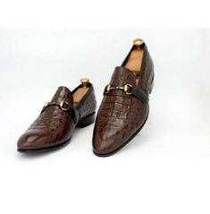 Handmade Mens Alligator Leather Moccasins Loafer, Crocodile Shoes For Men  Description  Condition New With Box  oxford Loafers shoes Shoes upper material Genuine leather Handmade Dress Shoes  Stylish Shoes  interior soft leather Lining  Sole Leather Sole  Fine stitching  Running USA true size select your size care fully please(6 to 13 size available please mention note for your size)  Handling 10 days  Made to order  Condition New With Box. Boot material Suede & leather. Handmade Dress Shoes Loafer Shoes For Men, Crocodile Shoes, Leather Formal Shoes, Suede Leather Shoes, High Ankle Boots, Moccasins Shoes, Leather Moccasins, Leather Dress Shoes, Formal Shoes For Men