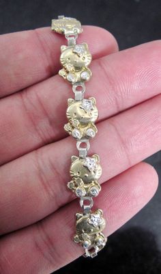 Hello Kitty Gold Jewelry, Hello Kitty Bracelet, Xoxo Jewelry, Long Bracelet, Dope Jewelry Accessories, Hello Kitty Jewelry, Fancy Jewellery Designs, Indie Jewelry, Jewelry Accessories Ideas