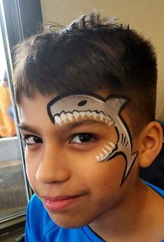 Shark Inspired Makeup, 1 Minute Face Painting, Bluey Facepainting, Cheek Face Paint, Summer Face Paint, Face Paint Party, Easy Face Painting Designs, Animal Face Paintings, Festival Face Paint