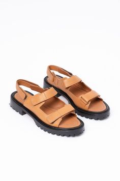 Rachel Comey Seca Sandal Caramel Leather Summer Linen, Rachel Comey, Leather Sandals, Peru, Clothes For Sale, Ankle Strap, Open Toe, Caramel, Womens Sandals