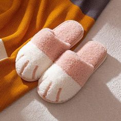 Cat Paw Plush Slippers - Cute & Cozy Slippers – Tristar Boutique Paw Cat, Cat Slippers, Winter Cat, Cat Home, Cute Slippers, Paw Design, Home Slippers