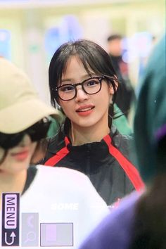 Kpop Idols With Glasses, Idols With Glasses, Caitlyn Kiramman, Newjeans Danielle, Txt Moa