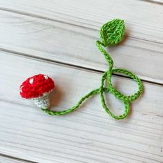 Crochet Mushroom Bookmark, Mushroom Bookmark, Bookmark Pattern, Fall Crochet Patterns, Crochet Mushroom, Lace Weight Yarn, Crochet Leaves, Different Stitches, Fall Patterns