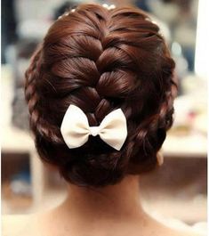 Mahogany Brown Hair Color, Hairstyles Princess, Mahogany Brown Hair, Sanggul Modern, Gorgeous Hairstyles, Braided Updo, Princess Wedding, Brown Hair Colors, Hair Dos