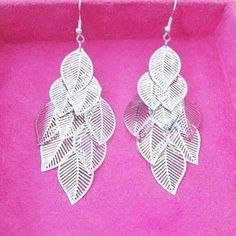 Feshionn IOBI Earrings Silver Dangling Leaf Chandelier Earrings in Gold or Silver Mesh Earrings, Leaf Chandelier, Silver Leaf Earrings, St Michael Pendant, Leaves Earrings, Earrings Nature, Earrings Dangling, Earrings Fall, Comfort Gifts