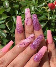 Nail ideas for celebrity girls Pink Glitter Nails, Super Cute Nails, Stylish Nails Designs, Cute Acrylic Nail Designs, Ballerina Nails, Summer Acrylic Nails, Pink Acrylic Nails, Cute Nail Art