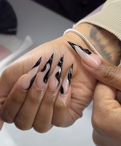 Stelito Nails Designs Long, Cat Women Nails, Cat Woman Nails, Stiletto Nails Designs Unique, Stiletto Acrylic Nails, Boss Nails, 19th Bday, Occasion Nails