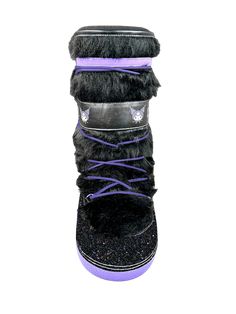 The beloved Kuromi glitters the way to this comfy boot. The BLIZZ offers a vegan fur upper in black and features a printed Kuromi design on vegan leather. Its black glitter upper adds a touch of sparkle while the purple rubber outsole and black pom pom laces complete the look. Kuromi Design, Comfy Boot, Black Glitter, The Purple, Cute Shoes, Vegan Leather, Fashion Shoes, The Way, Pom Pom