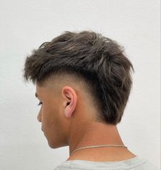 Mohawk, haircut, men, mohicano Fohawk Haircut Fade, Boys Haircuts Long Hair, Fohawk Haircut, Burst Fade Mohawk, Mohawk Haircut, Mohawk Hairstyles Men, Boy Haircuts Long