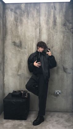 Eboy Aesthetic Outfits Men Black, Eboy Aesthetic Outfits Men, Eboy Aesthetic Outfits, Misha Lare, Starboy Style, Bad Boy Outfits, Starboy Aesthetic, Eboy Aesthetic, Punk 57