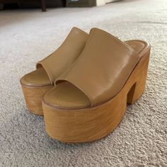 Brown Platform Sandals Size 5.5 (Could Fit 6) Brand New!!!! Open Toe Beige Mules With Leather Footbed, Beige Open Toe Mules With Leather Footbed, Beige Open Toe Mules With Stacked Heel, Trendy Brown Open Toe Mules, Brown Round Toe Mules For Summer, Beige Leather Clogs For Summer, Brown Platform Sandals For Summer, Brown Platform Open Toe Sandals, Brown Open Toe Platform Sandals