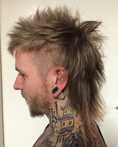 Mohawk For Men, Mullet Hairstyles, Short Punk Hair, Androgynous Haircut, Mens Haircuts Short Hair, Modern Mullet