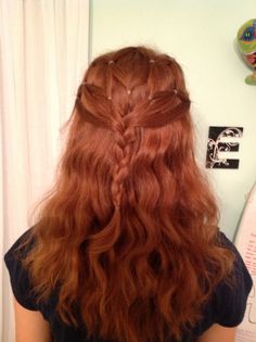 Celtic Tree of Life hair Celtic Hairstyles, Faerie Hair, Celtic Braids, Messy Hairstyle, 1940s Hair, Celtic Hair, Hoco Hairstyles, Celtic Tree Of Life