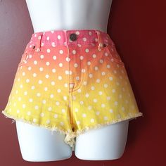 Victoria’s Secret Boyfriend Short Dip Dyed With White Polka Dots. Definition Of Daisy Dukes Size 6 Waist - 16.5" Cute Yellow Summer Shorts, Casual Polka Dot Summer Bottoms, Casual Polka Dot Bottoms For Summer, High Waist Polka Dot Summer Bottoms, High Waist Polka Dot Bottoms For Summer, Trendy Polka Dot Summer Bottoms, Victoria's Secret Beach Shorts, Acid Wash Retro Summer Bottoms, Acid Wash Retro Bottoms For Summer