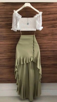 this would suite you Cute Simple Outfits, Really Cute Outfits, Sewing Project, Teenage Fashion Outfits, Mendoza, Mode Inspiration, Teen Fashion Outfits, A Dress