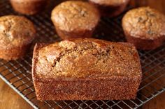 Bran Bread Loaf, Buttermilk Bran Muffins, Wheat Bran Muffins, Honey Bran Muffins, Bran Bread, Pumpkin Bread Recipe Healthy, Raisin Bran Muffins, Yummy Things To Bake, Bran Muffin