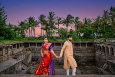 Ammapalli Temple Shoot, Ammapalli Temple Couple Shoot, Capal Photo, Traditional Pre Wedding Photoshoot, Temple Poses, Temple Photoshoot, Temple Shoot, Maternity Gown Photography